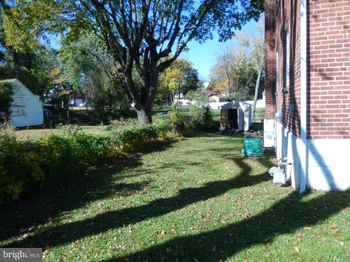 202 South Sproul Road Broomall, PA 19008 - Photo 15 of 16 Gallery Image 15