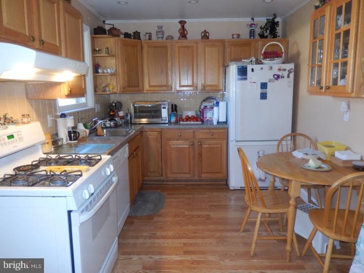 202 South Sproul Road Broomall, PA 19008 - Photo 6 of 16 Gallery Image 6