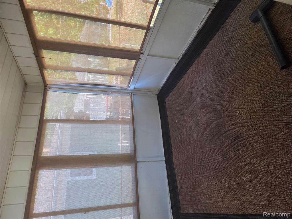 2138 Ridgemont Road Grosse Pointe Woods, MI 48236 - Photo 10 of 13 Gallery Image 10