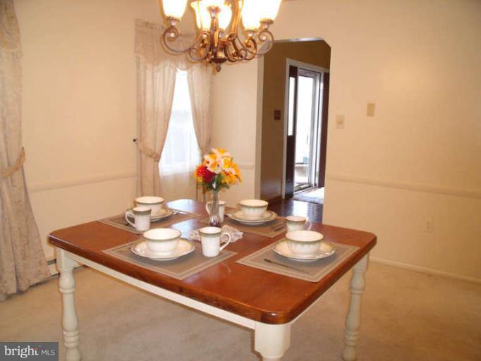 4803 Kelly Road Woodbridge, VA 22193 - Photo 7 of 27 Dining Room to Foyer