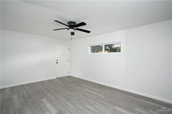 $1,000 | 1107 Shasta Avenue, Unit 1, McAllen, TX 78504