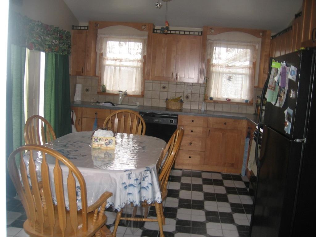 220 Hawk Farm Road Kunkletown, PA 18058 - Photo 8 of 10 a view of a kitchen with granite countertop lots of appliances