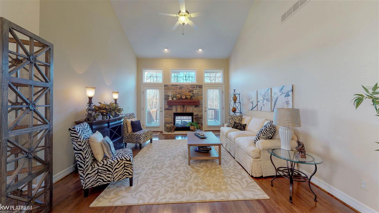 533 Andover Court Rochester, MI 48306 - Photo 22 of 44 Great Room