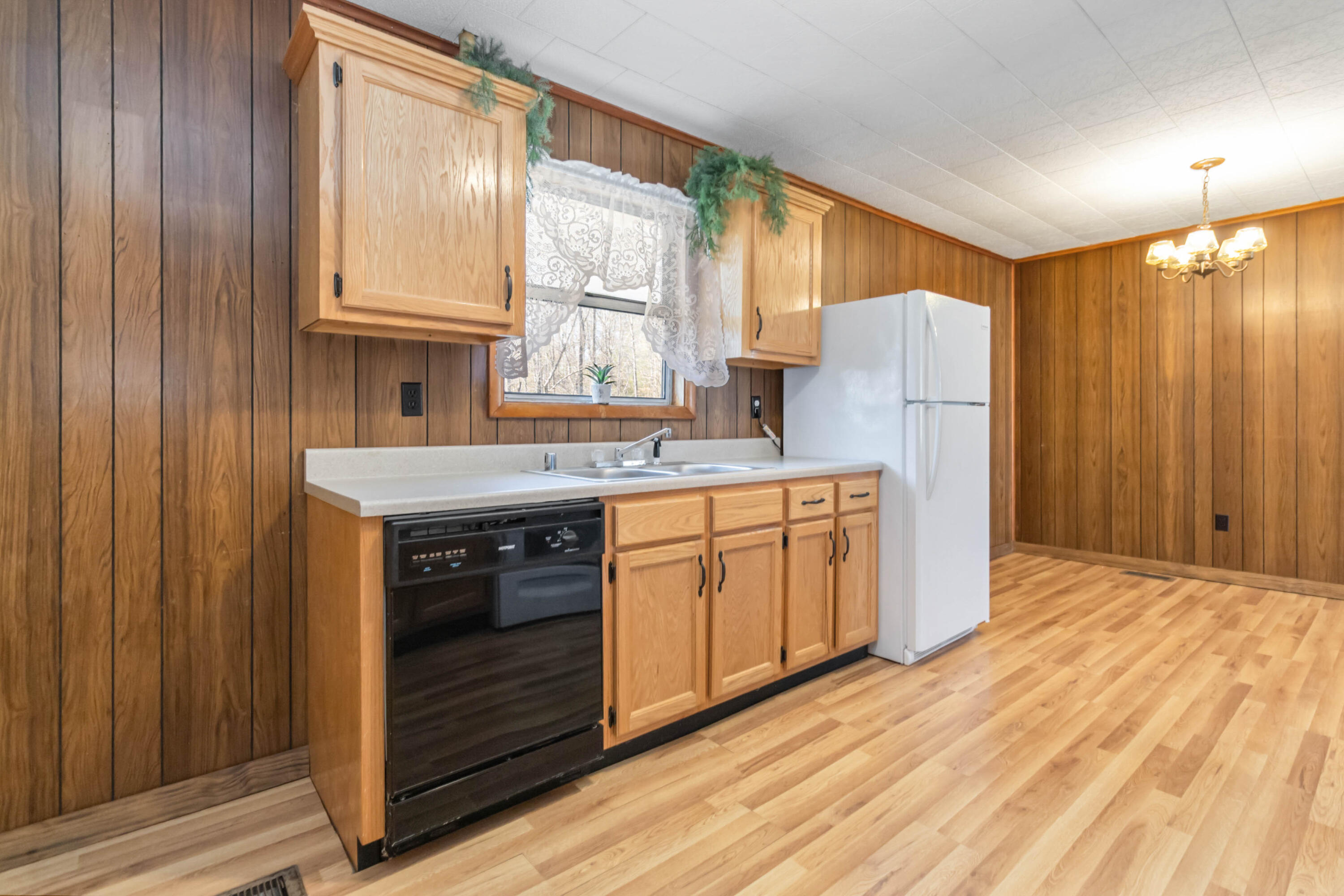 232 Owens Road Stearns, KY 42647 - Photo 19 of 34 019