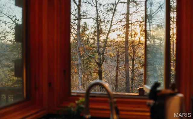 $1,100,000 | 3403 Ripley Bb-2, Doniphan, MO 63935