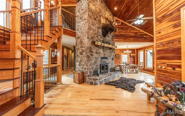 $1,100,000 | 3403 Ripley Bb-2, Doniphan, MO 63935