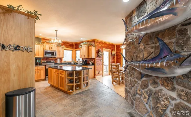 $1,100,000 | 3403 Ripley Bb-2, Doniphan, MO 63935