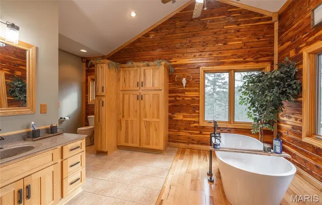 $1,100,000 | 3403 Ripley Bb-2, Doniphan, MO 63935