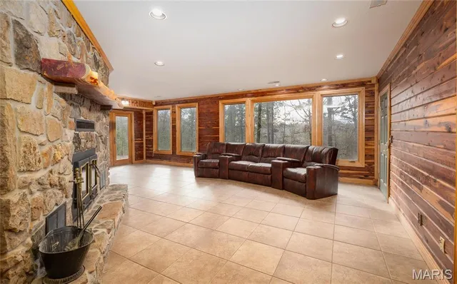 $1,100,000 | 3403 Ripley Bb-2, Doniphan, MO 63935