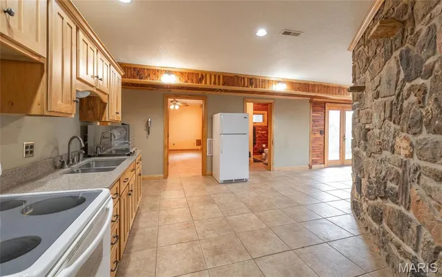 $1,100,000 | 3403 Ripley Bb-2, Doniphan, MO 63935