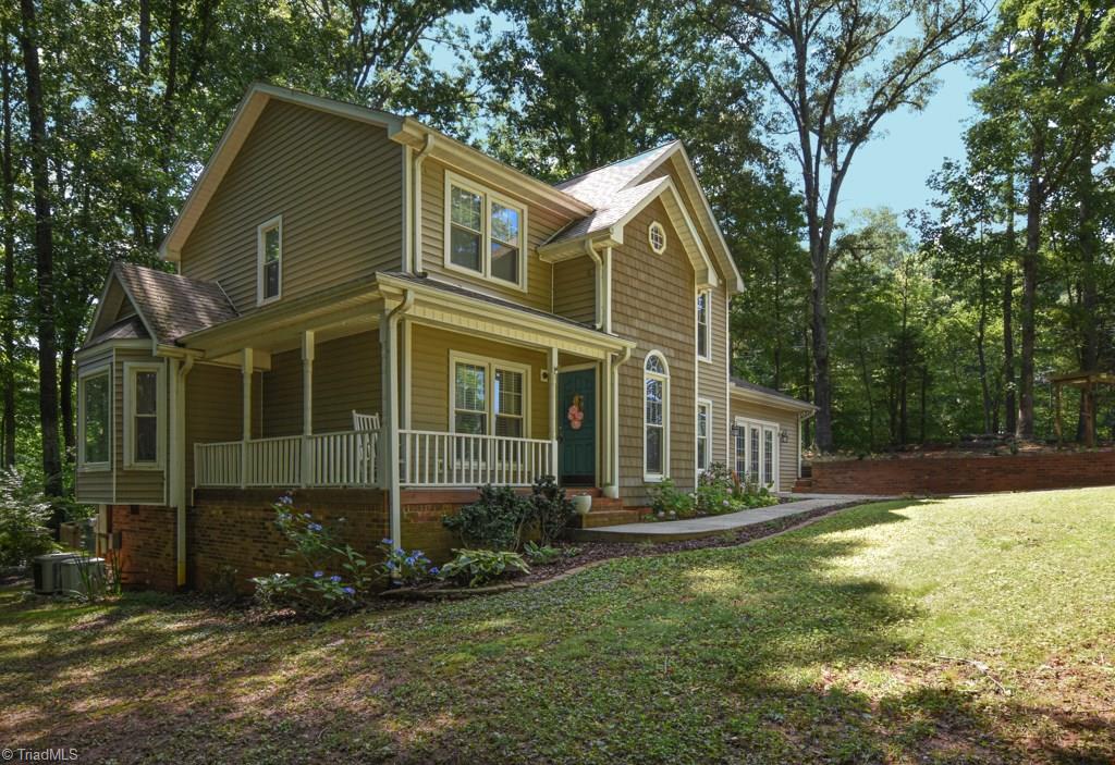 116 Lakeview Road Mocksville, NC 27028 - Photo 2 of 27 Gallery Image 2