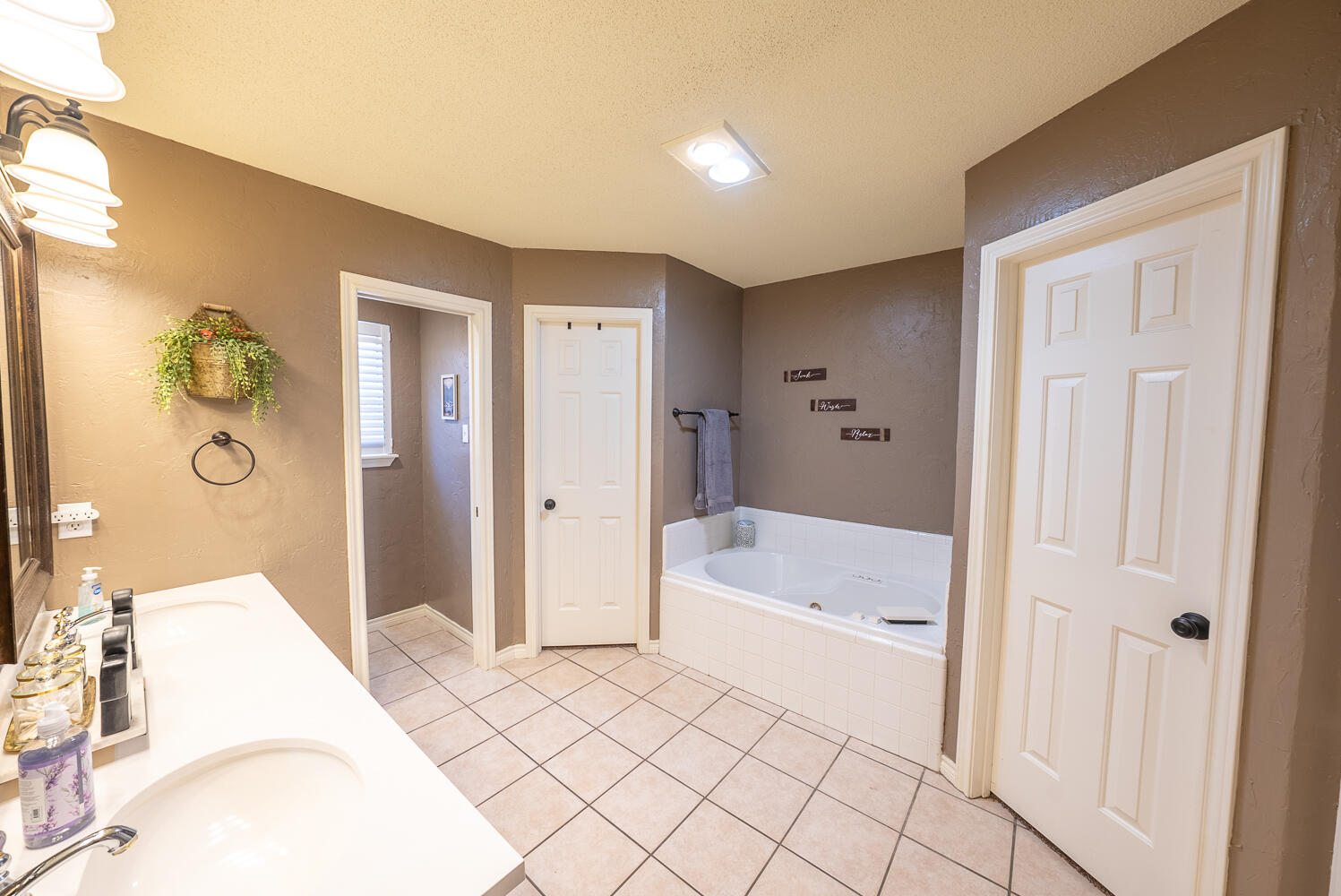 5416 100th Street Lubbock, TX 79424 - Photo 12 of 25 DSC01370