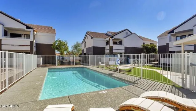 $1,750 | 36 East Vaughn Avenue, Gilbert, AZ 85234