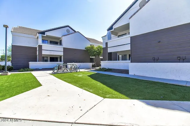 $1,750 | 36 East Vaughn Avenue, Gilbert, AZ 85234