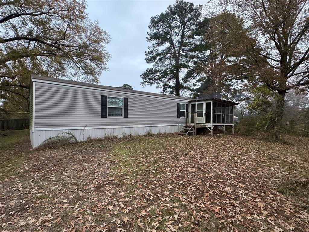 949-c C C C Sandidge Road Elm Grove, LA 71051 - Photo 3 of 9 a backyard of a house with lots of green space