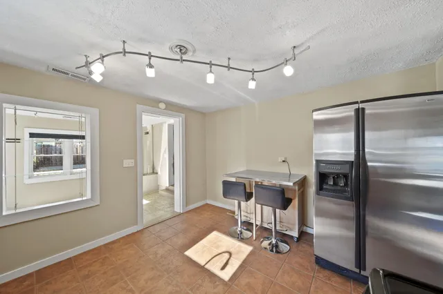 $180,000 | 884 Bryant Avenue, Jackson, MI 49202