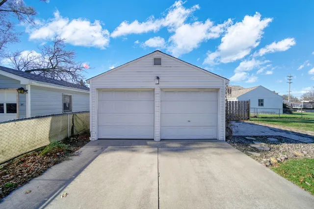 $180,000 | 884 Bryant Avenue, Jackson, MI 49202