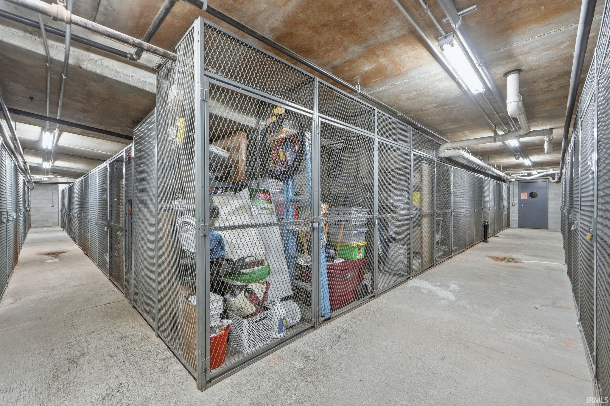 113 West Wayne Street, Unit 202 Fort Wayne, IN 46802 - Photo 20 of 33