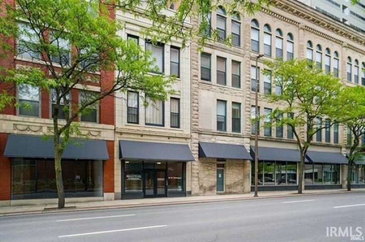 113 West Wayne Street, Unit 202 Fort Wayne, IN 46802 - Photo 22 of 33