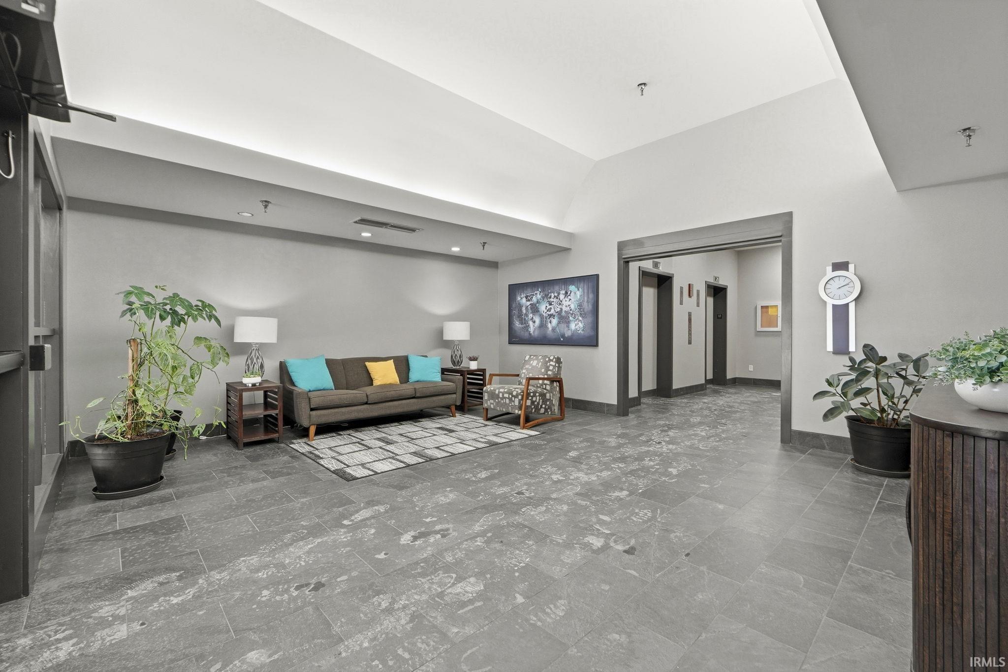 113 West Wayne Street, Unit 202 Fort Wayne, IN 46802 - Photo 30 of 33