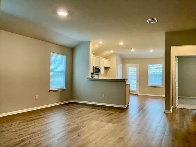 $1,725 | 1452 Fairhaven Gateway, Georgetown, TX 78626