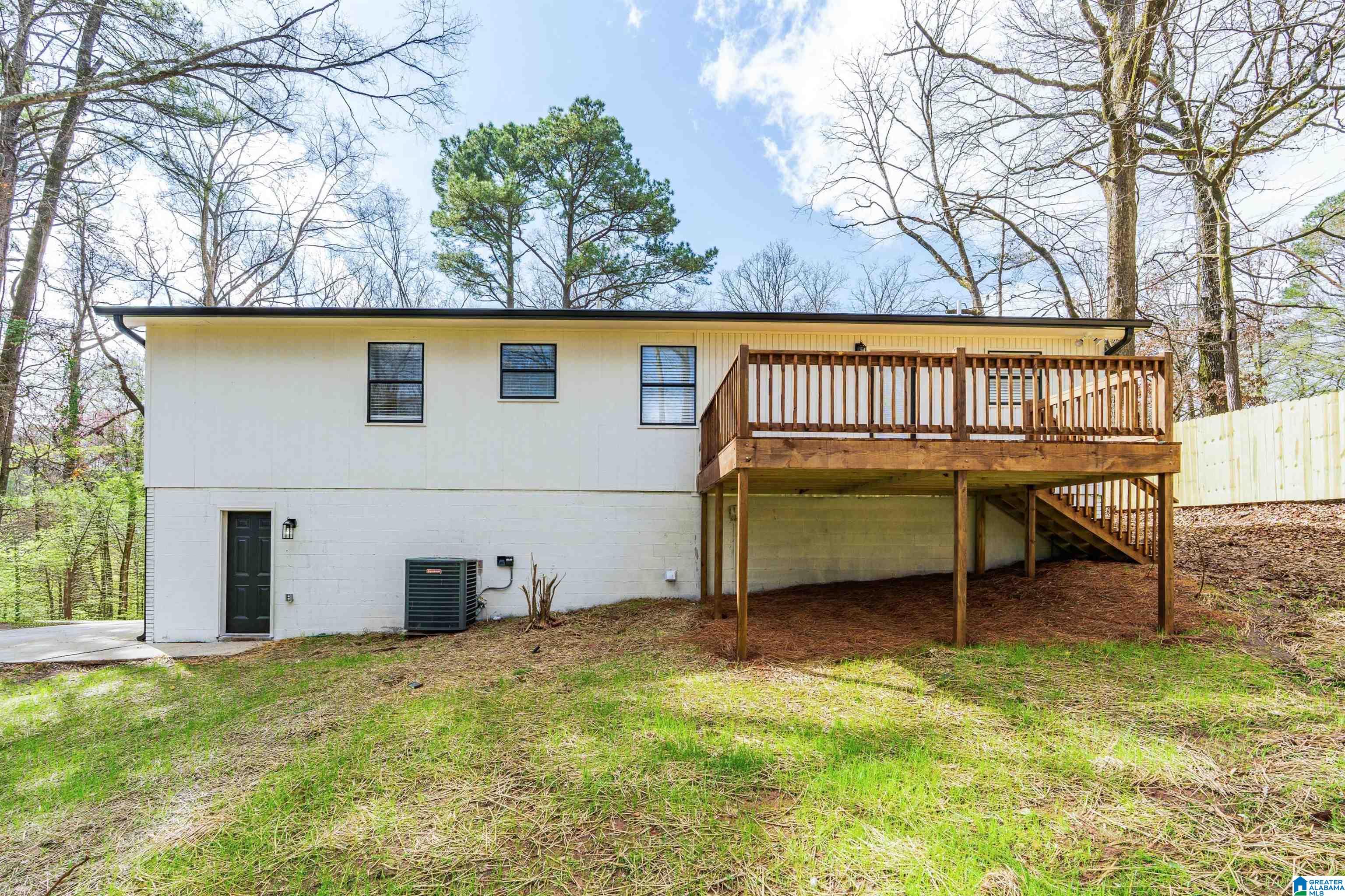 307 Fran Lane Alabaster, AL 35007 - Photo 4 of 30