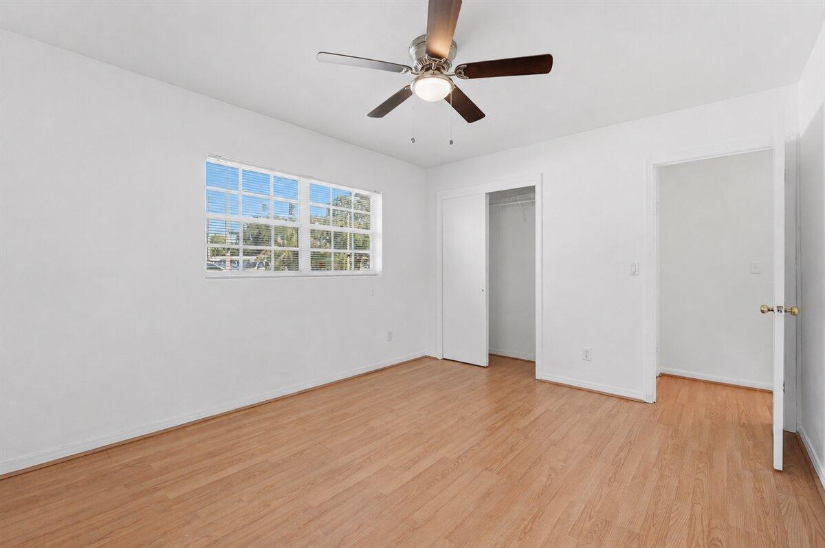 1408 New Jersey Road Lakeland, FL 33803 - Photo 32 of 58 32-Primary Bedroom