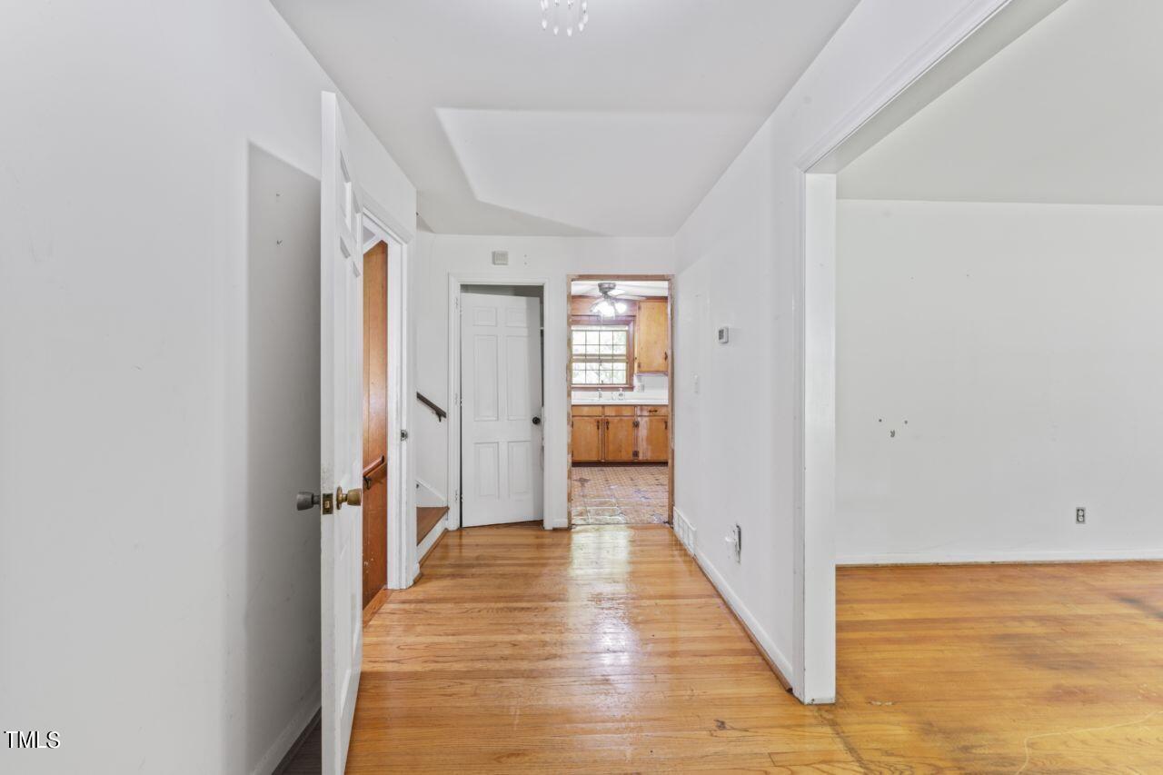607 Wofford Road Durham, NC 27707 - Photo 2 of 31 photos_web_resolution_DSC07752