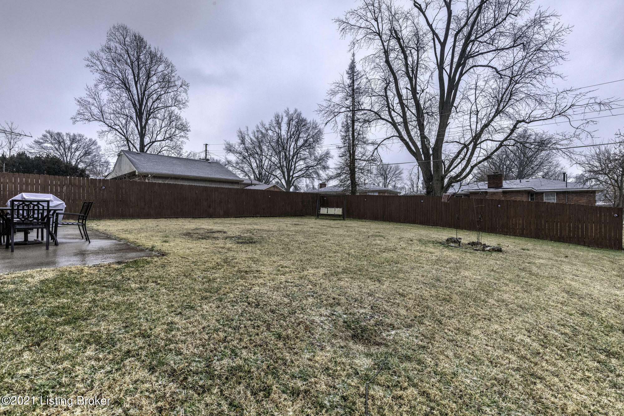 2107 Janlyn Road Jeffersontown, KY 40299 - Photo 52 of 53 Backyard