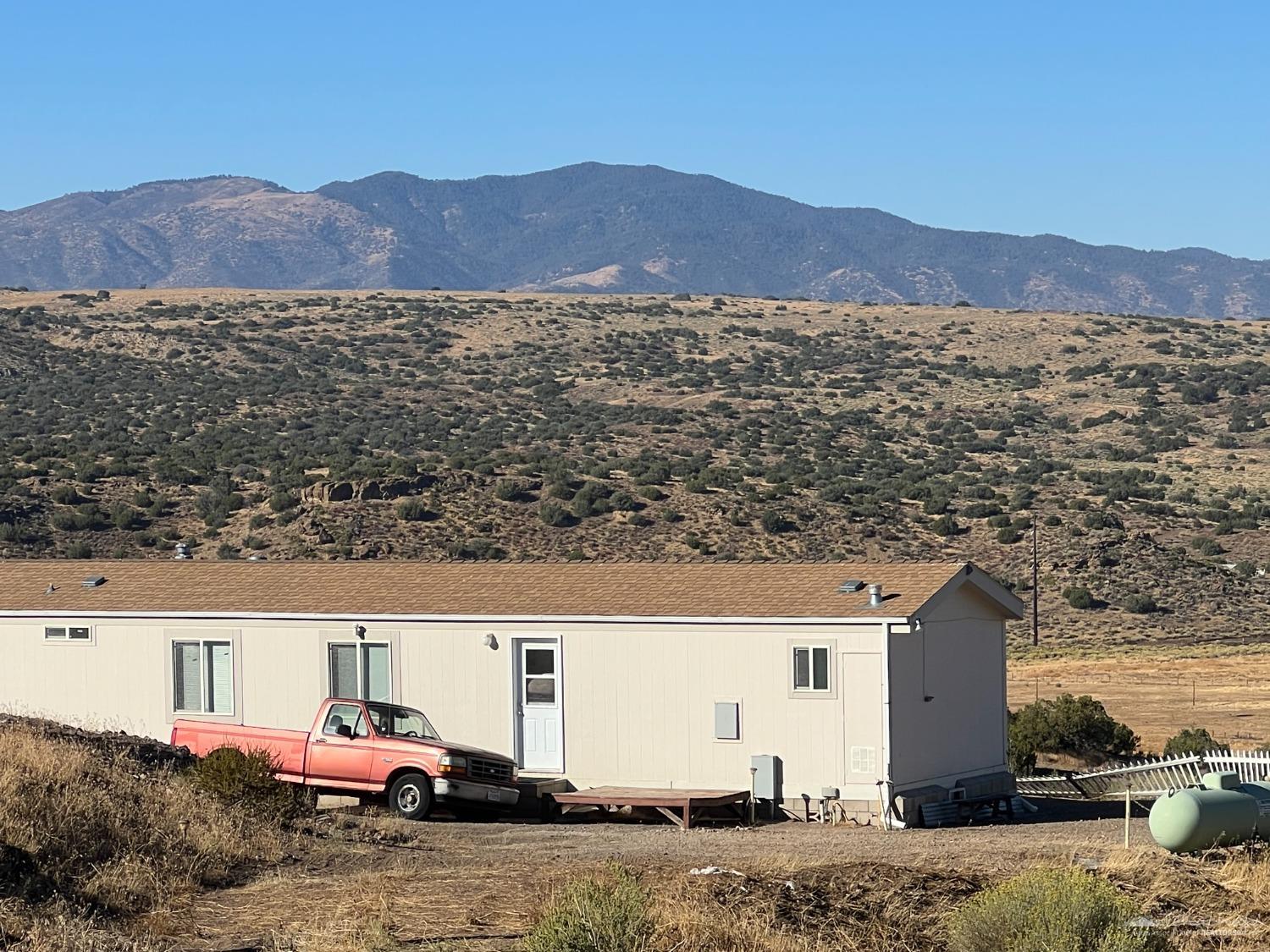 10656 Pretoria Road Tehachapi, CA 93561 - Photo 2 of 11 Gallery Image 2