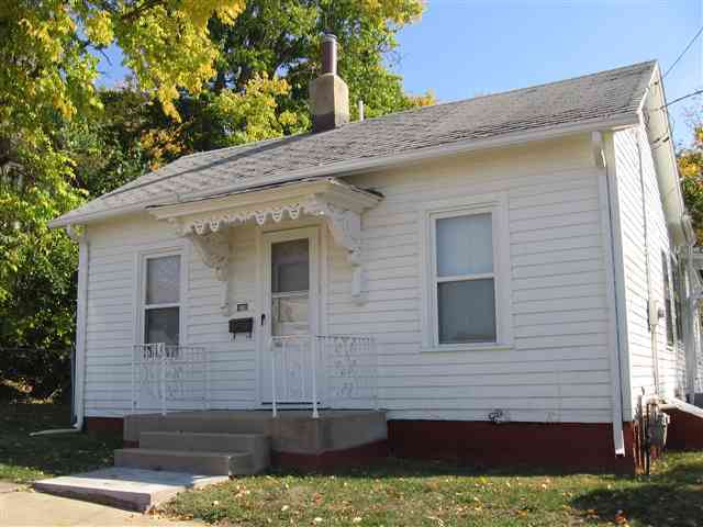 310 South Prairie Street Bloomington, IL 61701 - Photo 1 of 1