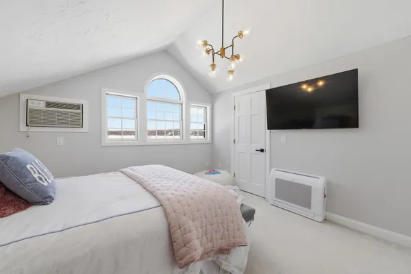 $1,699,000 | 38 Crane Circle, Laconia, NH 03246
