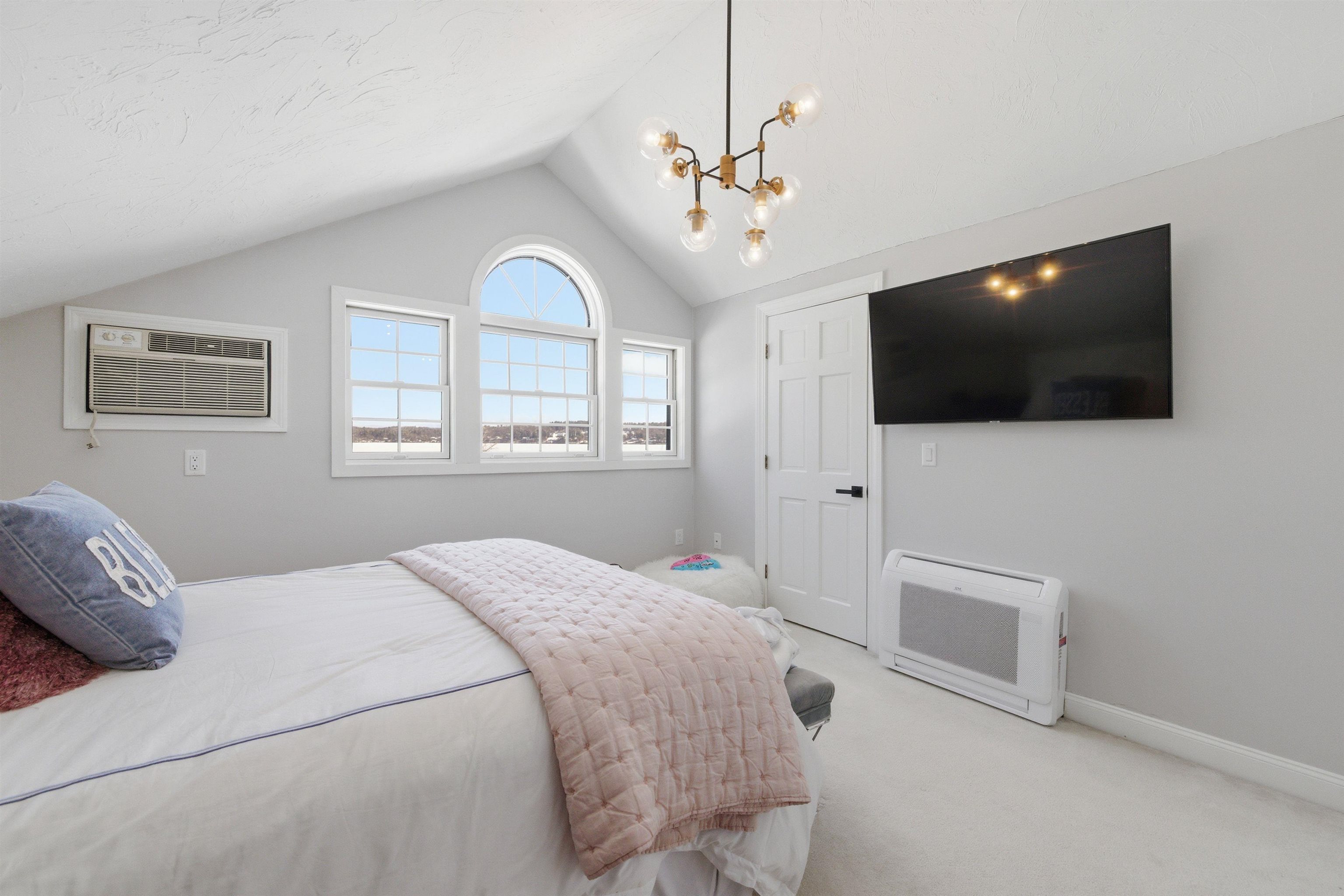 38 Crane Circle Laconia, NH 03246 - Photo 29 of 58