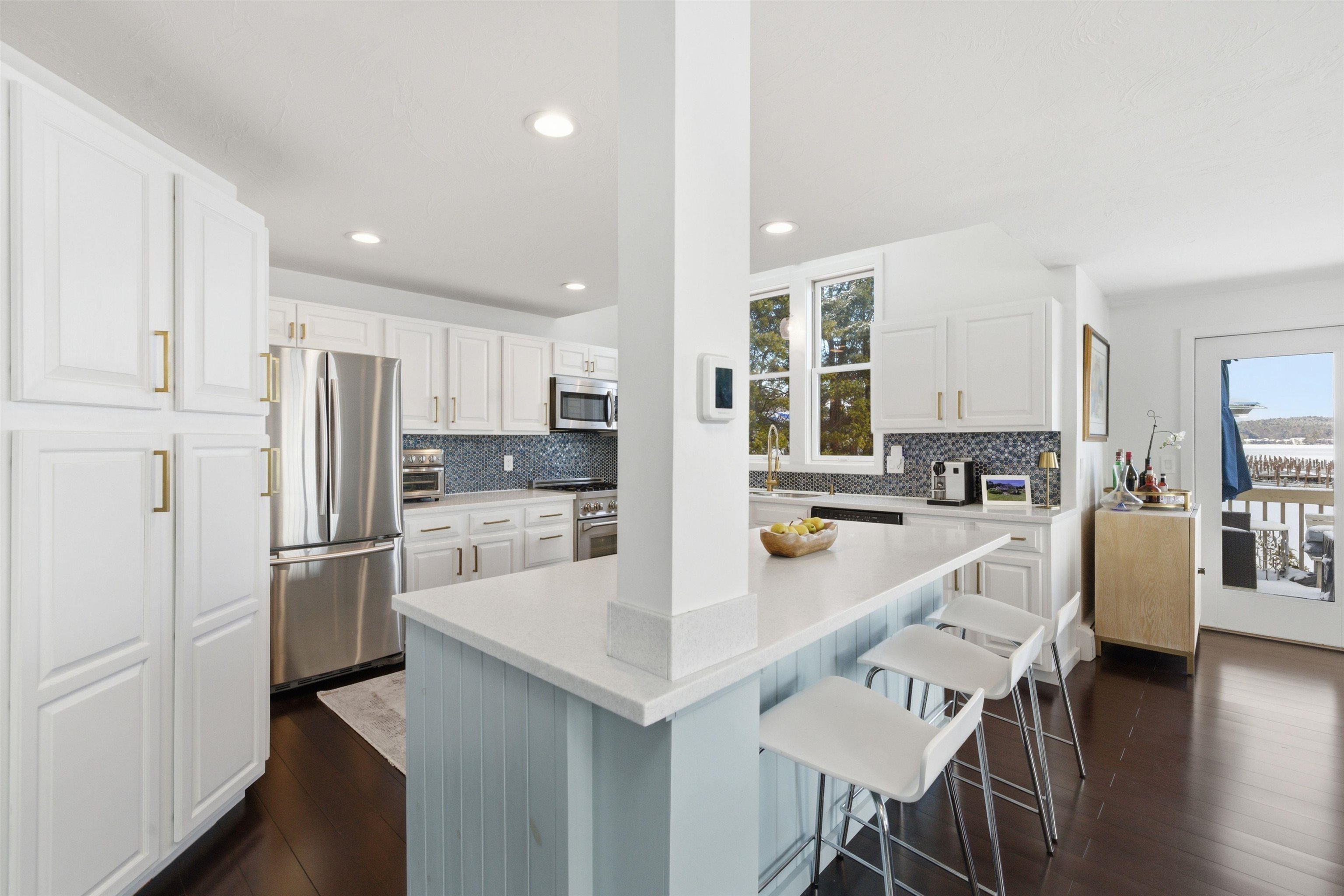 38 Crane Circle Laconia, NH 03246 - Photo 6 of 58