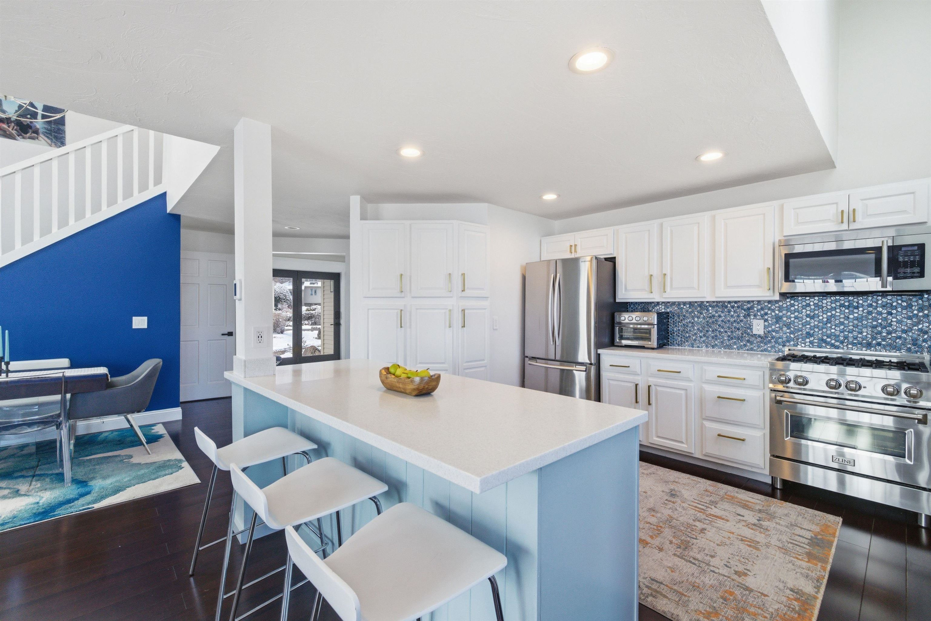 38 Crane Circle Laconia, NH 03246 - Photo 7 of 58