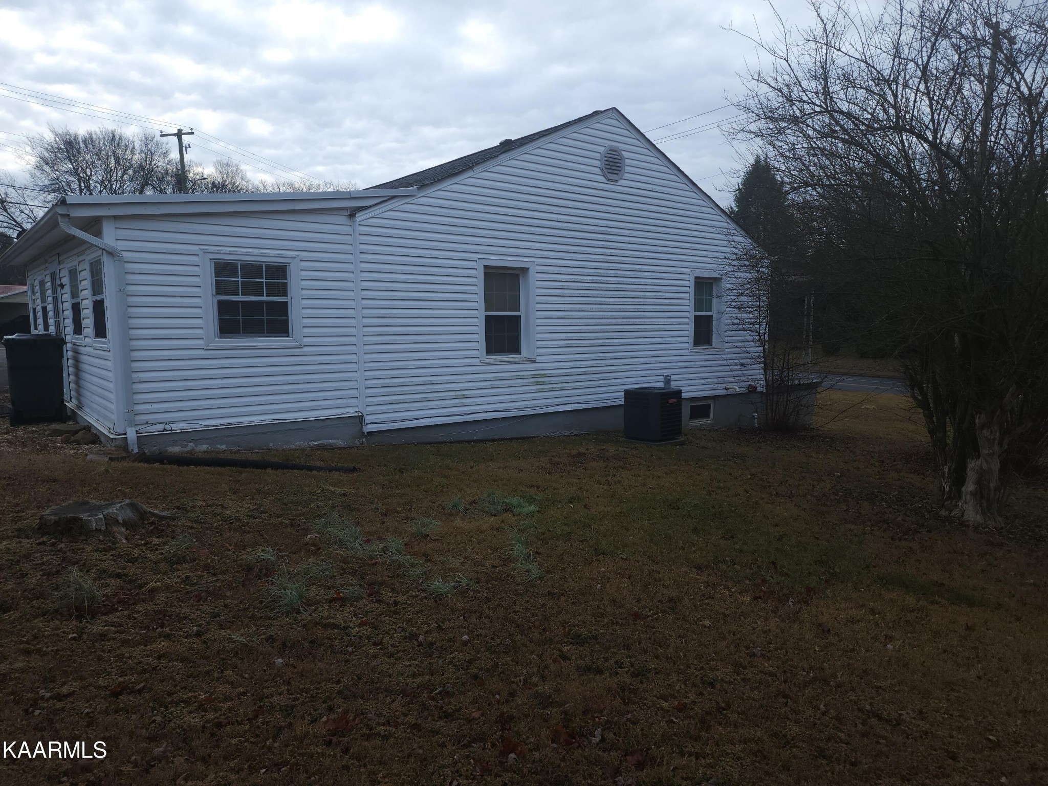 4304 Pleasant Ridge Road Knoxville, TN 37912 - Photo 2 of 15 Gallery Image 2