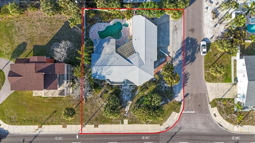 16007 Gulf Boulevard Redington Beach, FL 33708 - Photo 12 of 72