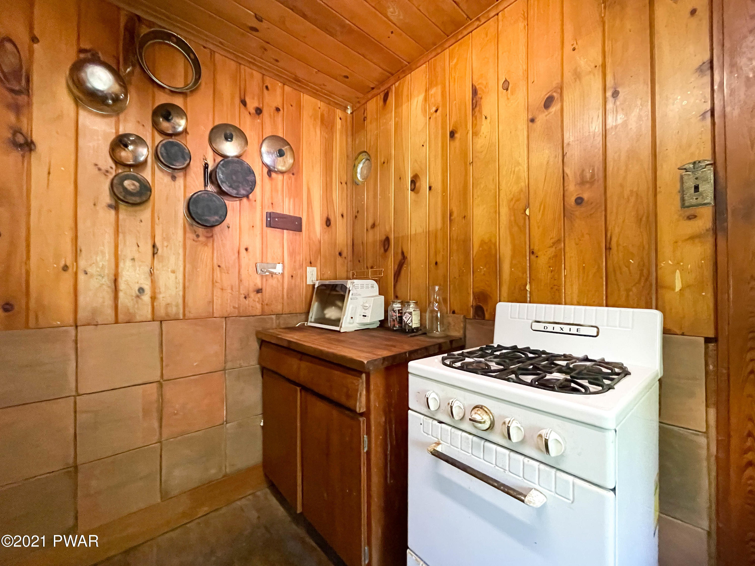 120 Bee Hollow Road Shohola, PA 18458 - Photo 24 of 38