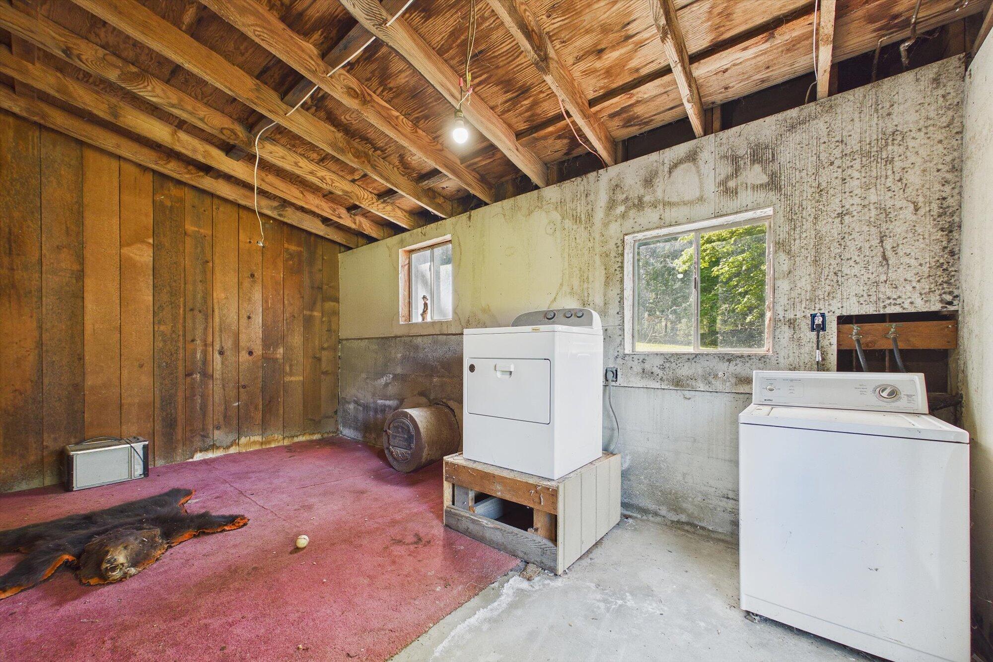 1490 Red Cap Road Orleans, CA 95556 - Photo 42 of 71