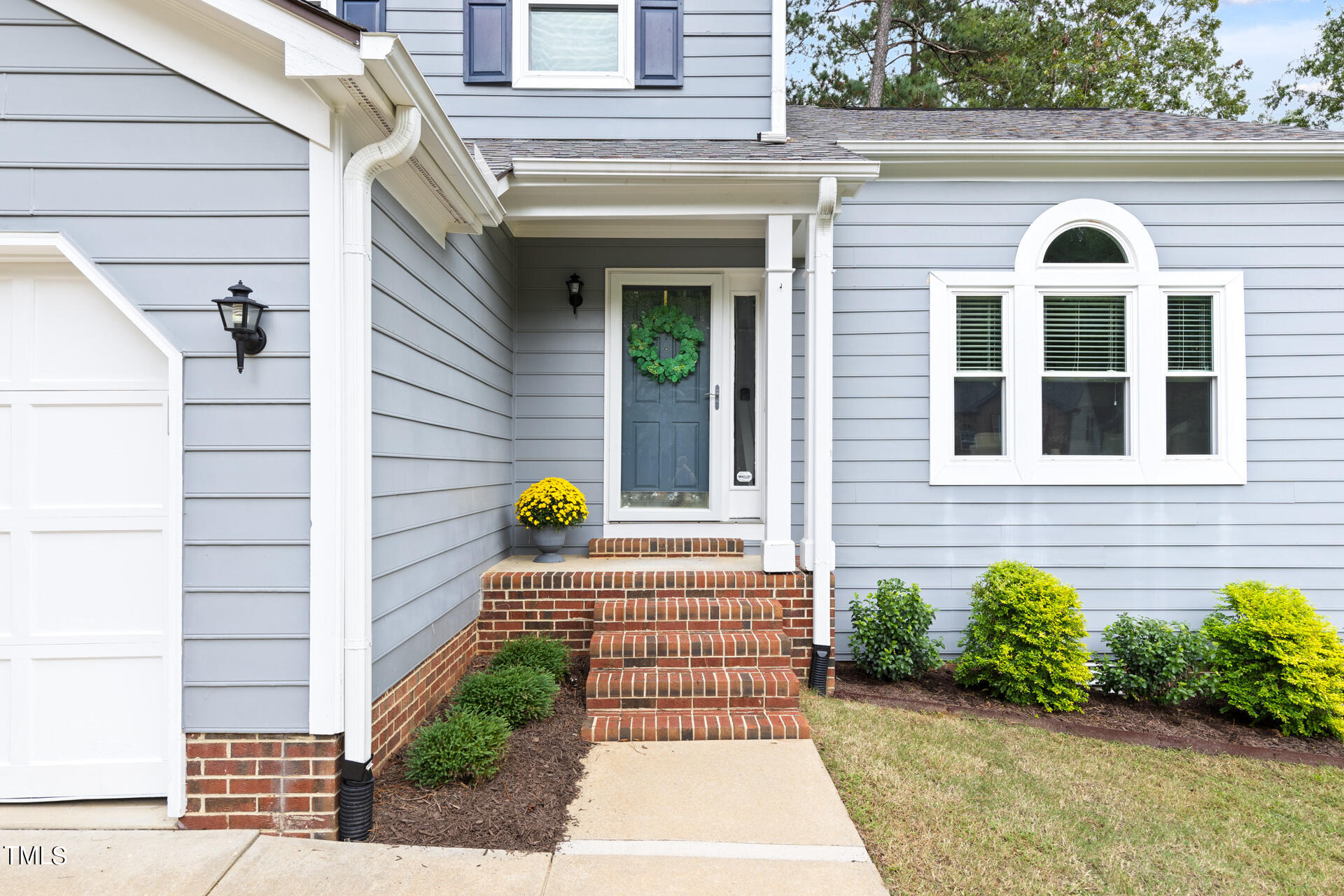 111 Blue Ridge Court Durham, NC 27703 - Photo 3 of 49 111-Blue-Ridge-102