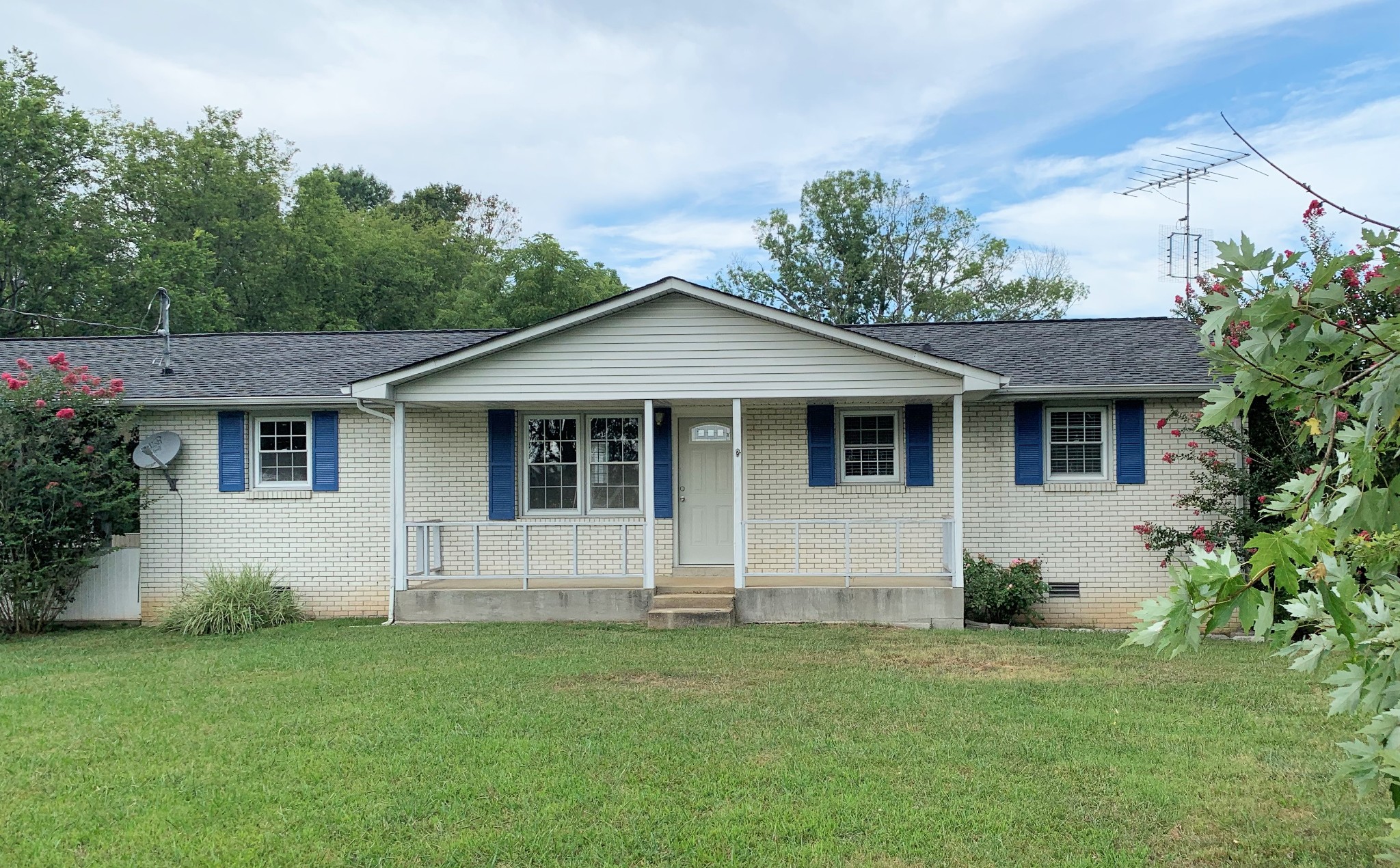 504 Old Columbia Road Unionville, TN 37180 - Photo 2 of 32 Gallery Image 2