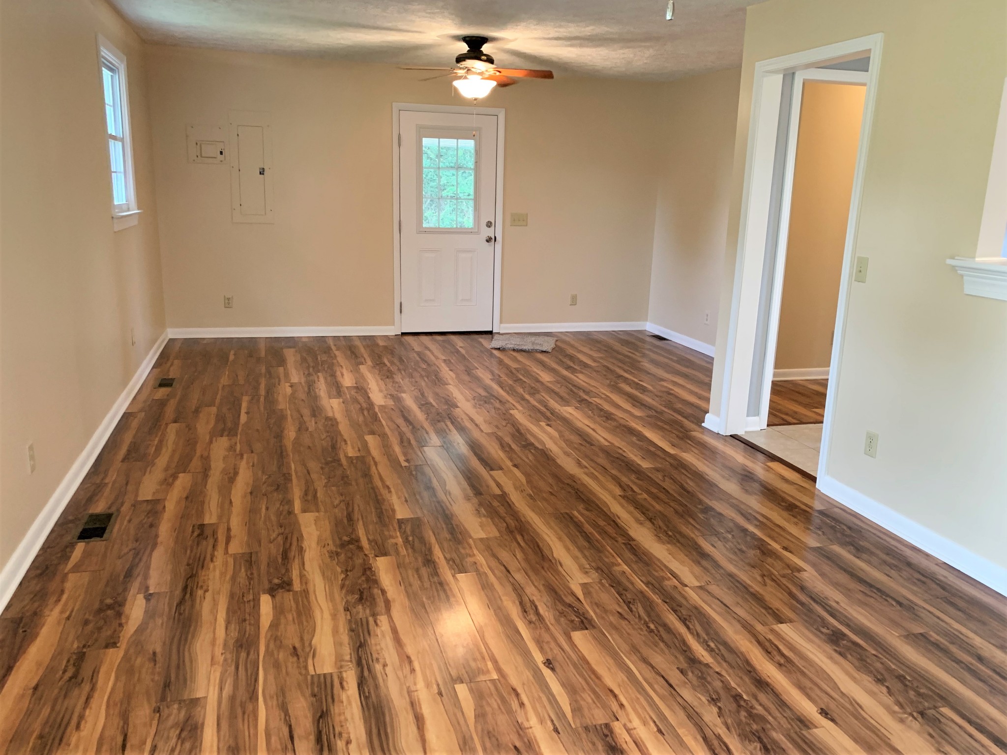 504 Old Columbia Road Unionville, TN 37180 - Photo 8 of 32 Gallery Image 8
