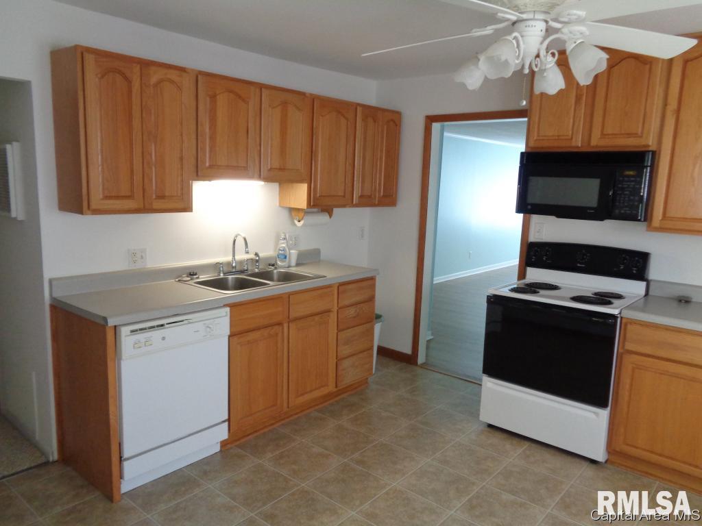 404 North Milton Avenue Springfield, IL 62702 - Photo 6 of 14 Gallery Image 6