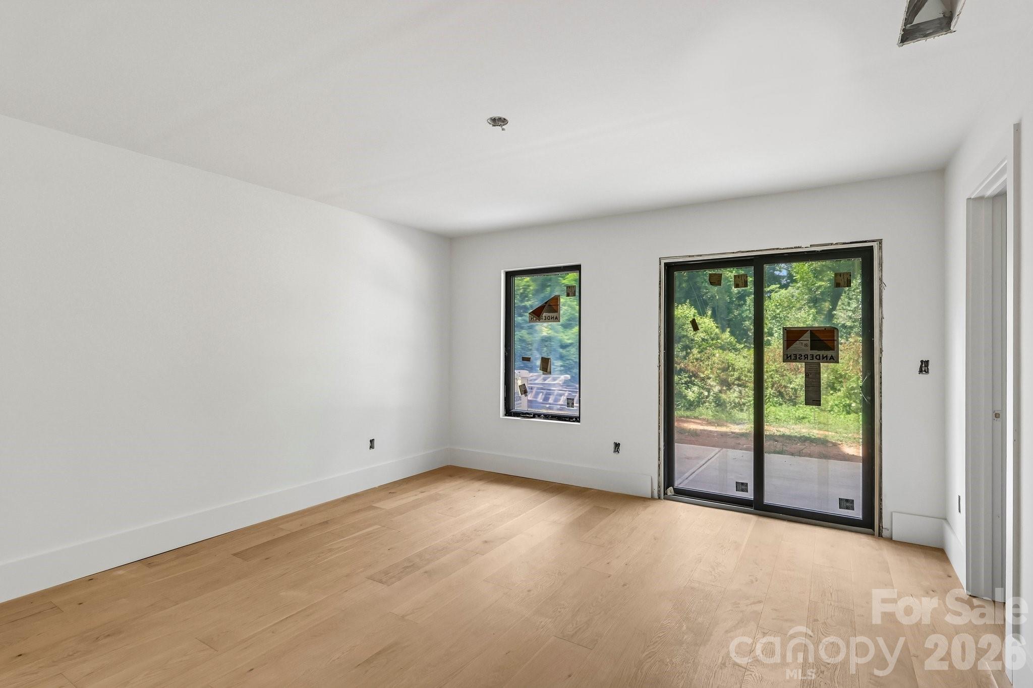 1539 Crystal Road Charlotte, NC 28205 - Photo 18 of 40 Gallery Image 18