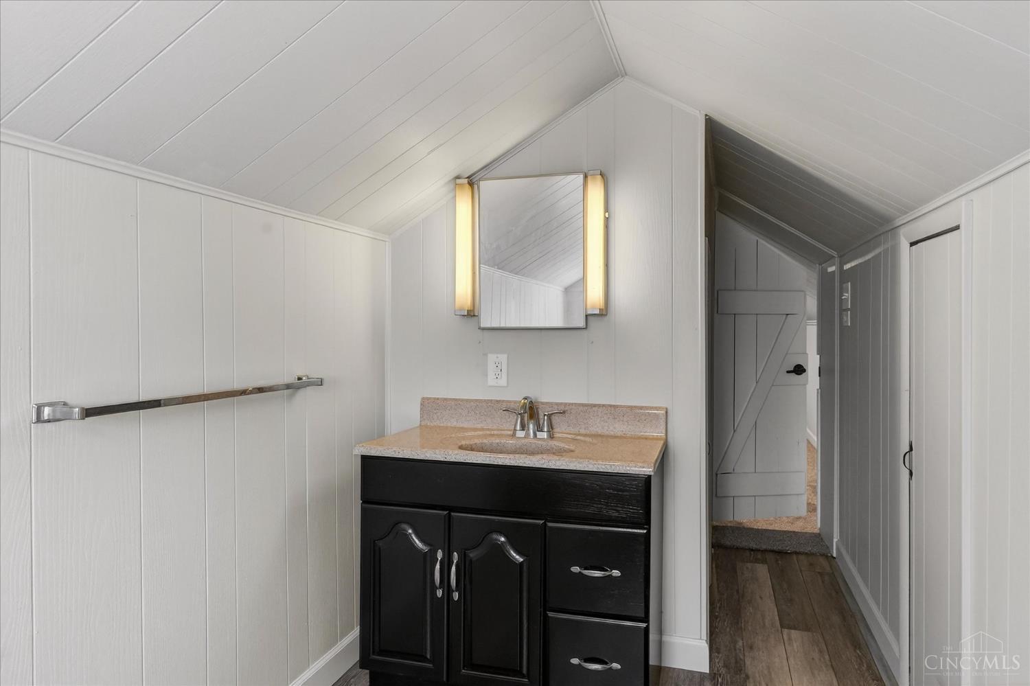 8225 West Prospect Road Hillsboro, OH 45133 - Photo 23 of 49