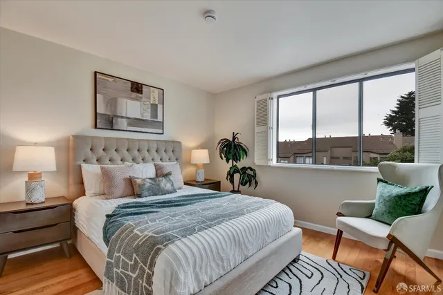 $1,088,000 | 115 South Lake Merced Hills, San Francisco, CA 94132