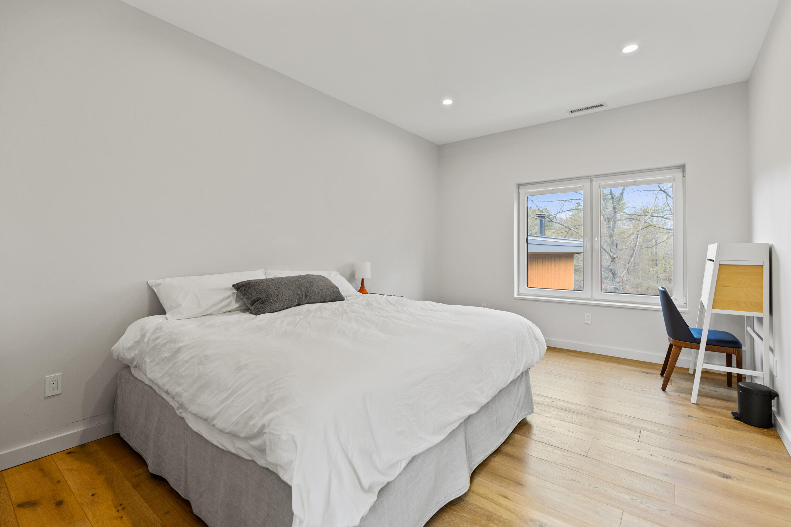 429 Sligo Road Yarmouth, ME 04096 - Photo 51 of 70 3rd bedroom