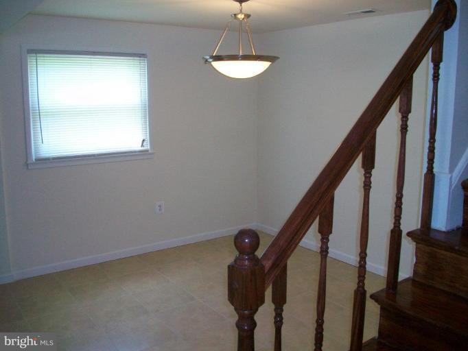 3915 Findley Road Woodbridge, VA 22193 - Photo 13 of 22 Eat in Kitchen