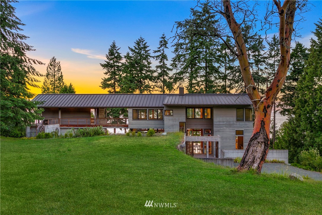 4669 Saratoga Road Langley, WA 98260 - Photo 2 of 23 Gallery Image 2