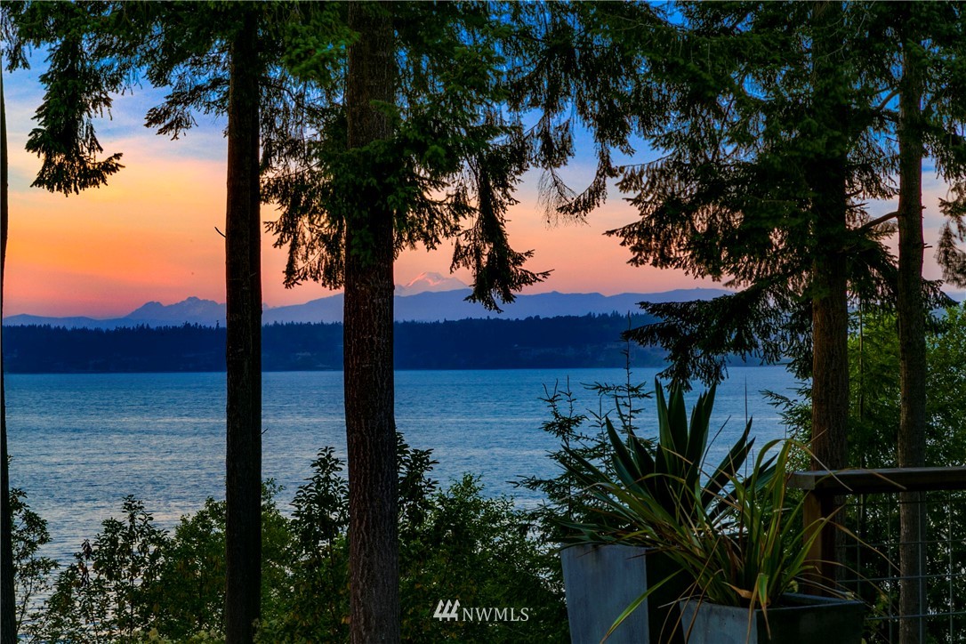 4669 Saratoga Road Langley, WA 98260 - Photo 22 of 23 Gallery Image 22